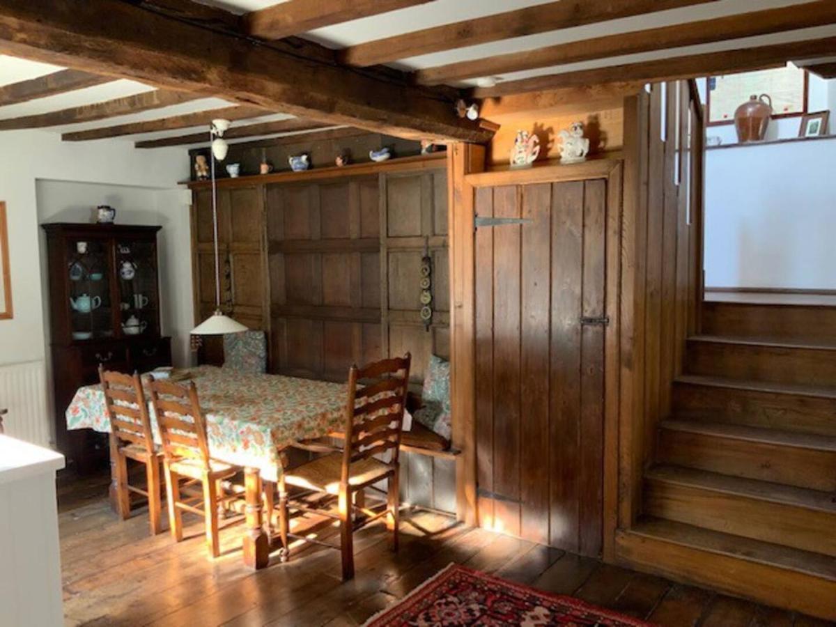 Pass The Keys Magical Period House In The Heart Of Ludlow Εξωτερικό φωτογραφία